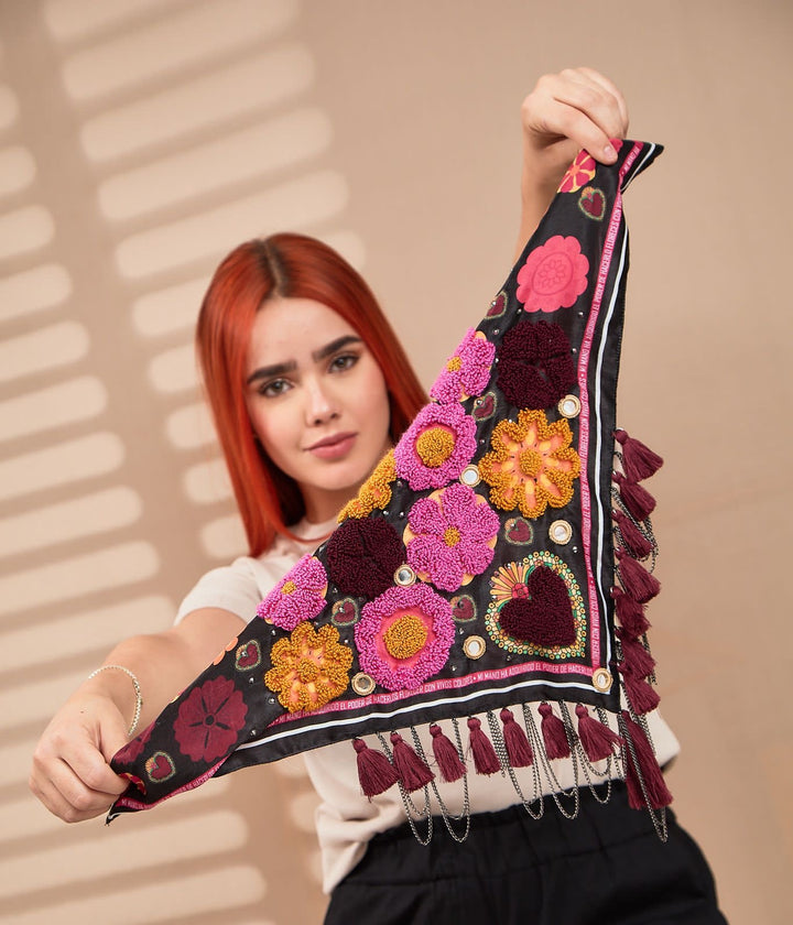 Florece Scarf