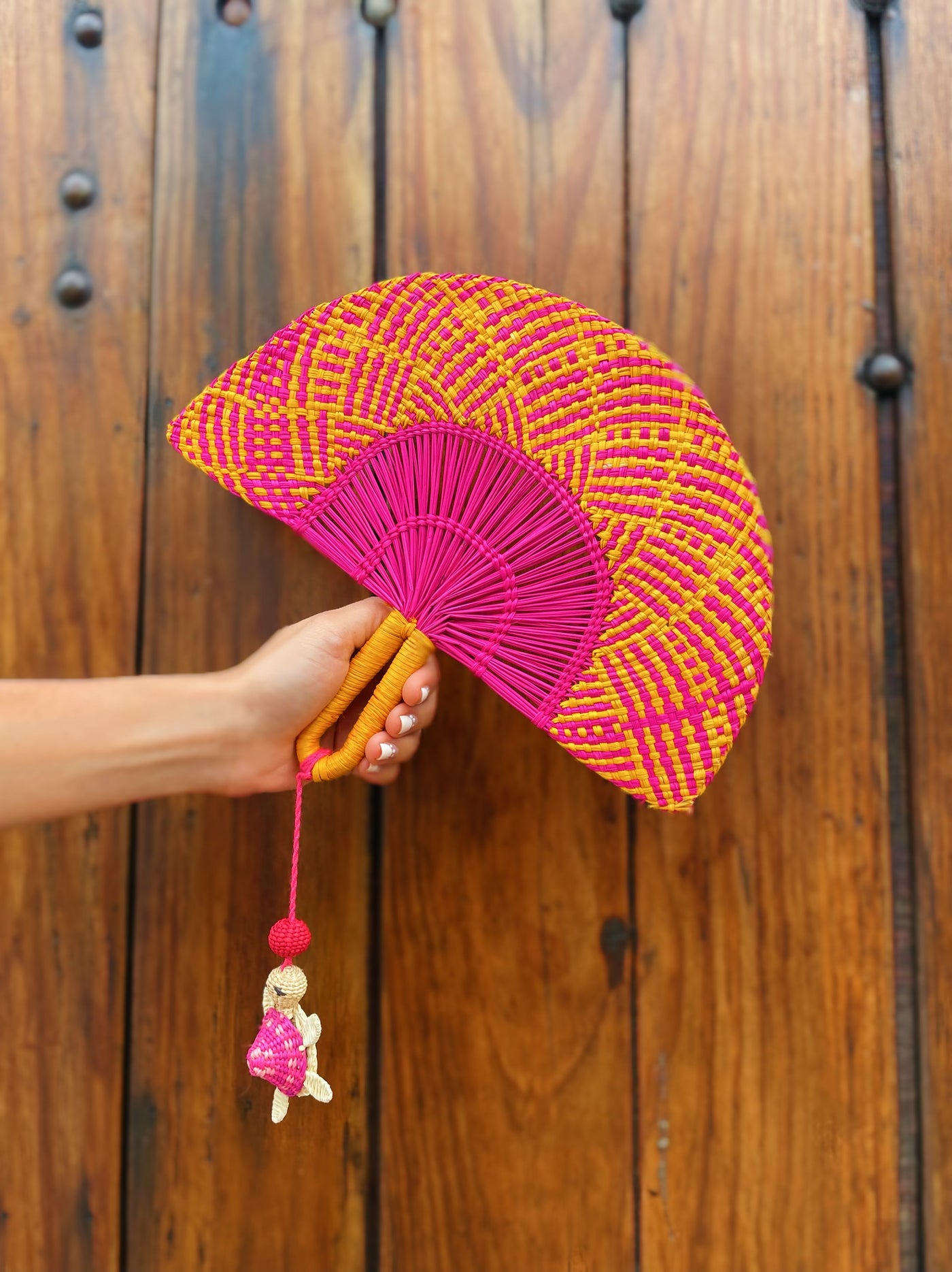 Hand Fan Fucshia Naranja Carey