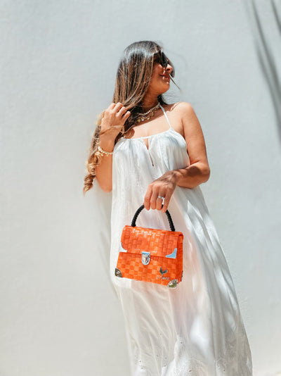 Karla Naranja Crossbody Bag