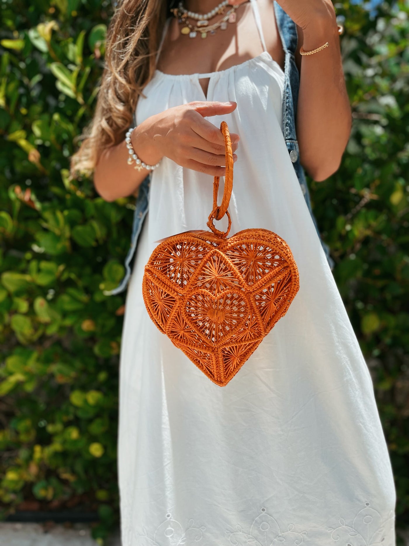 Corazón mostaza hand bag