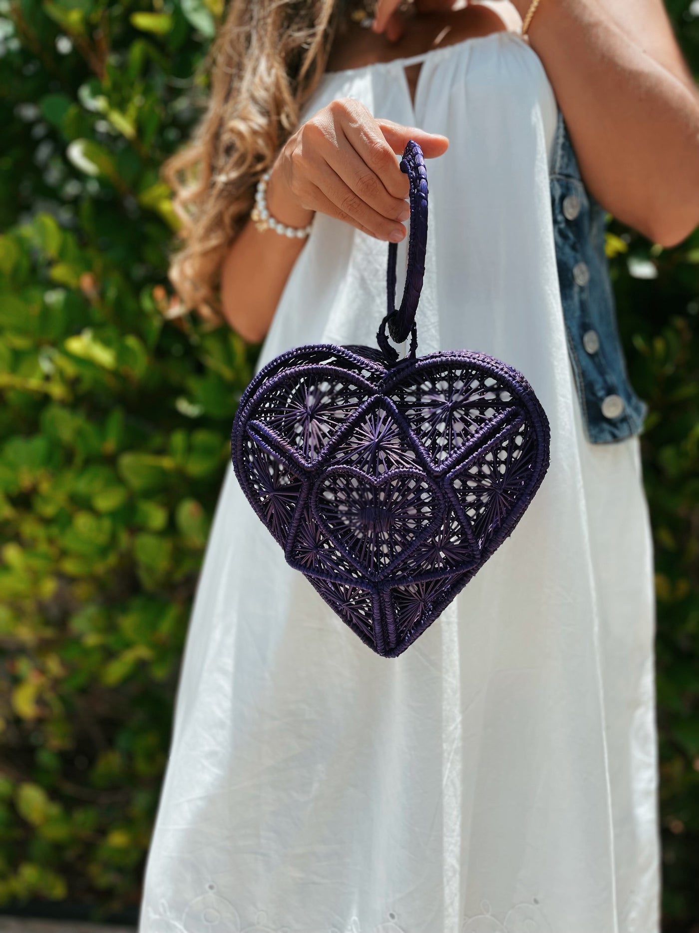 Corazón morado hand bag