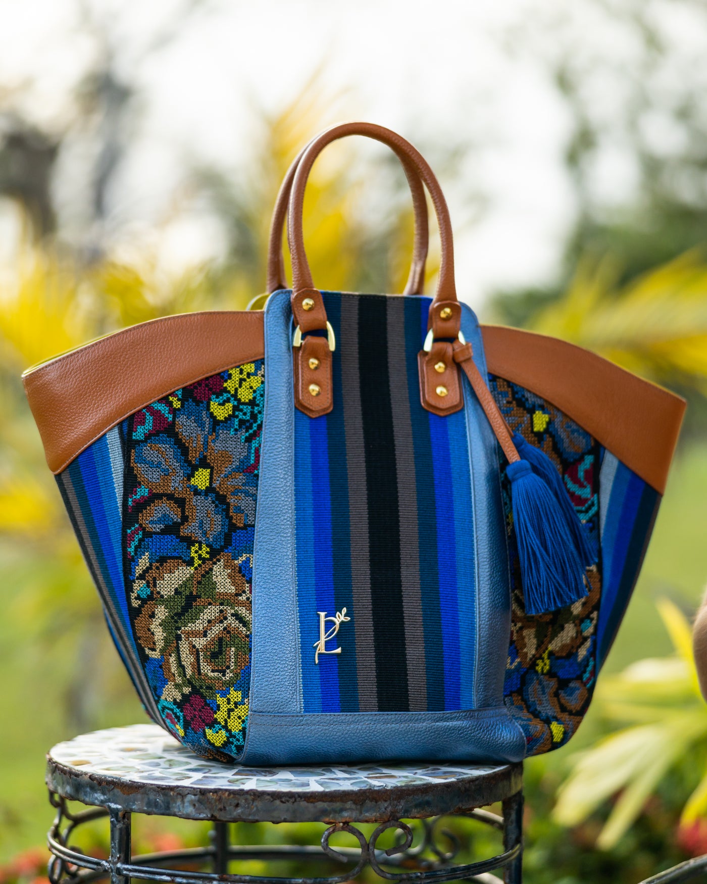Colon Camel Bag