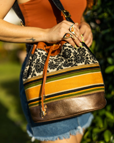 San Francisco Amarillo Bucket Bag