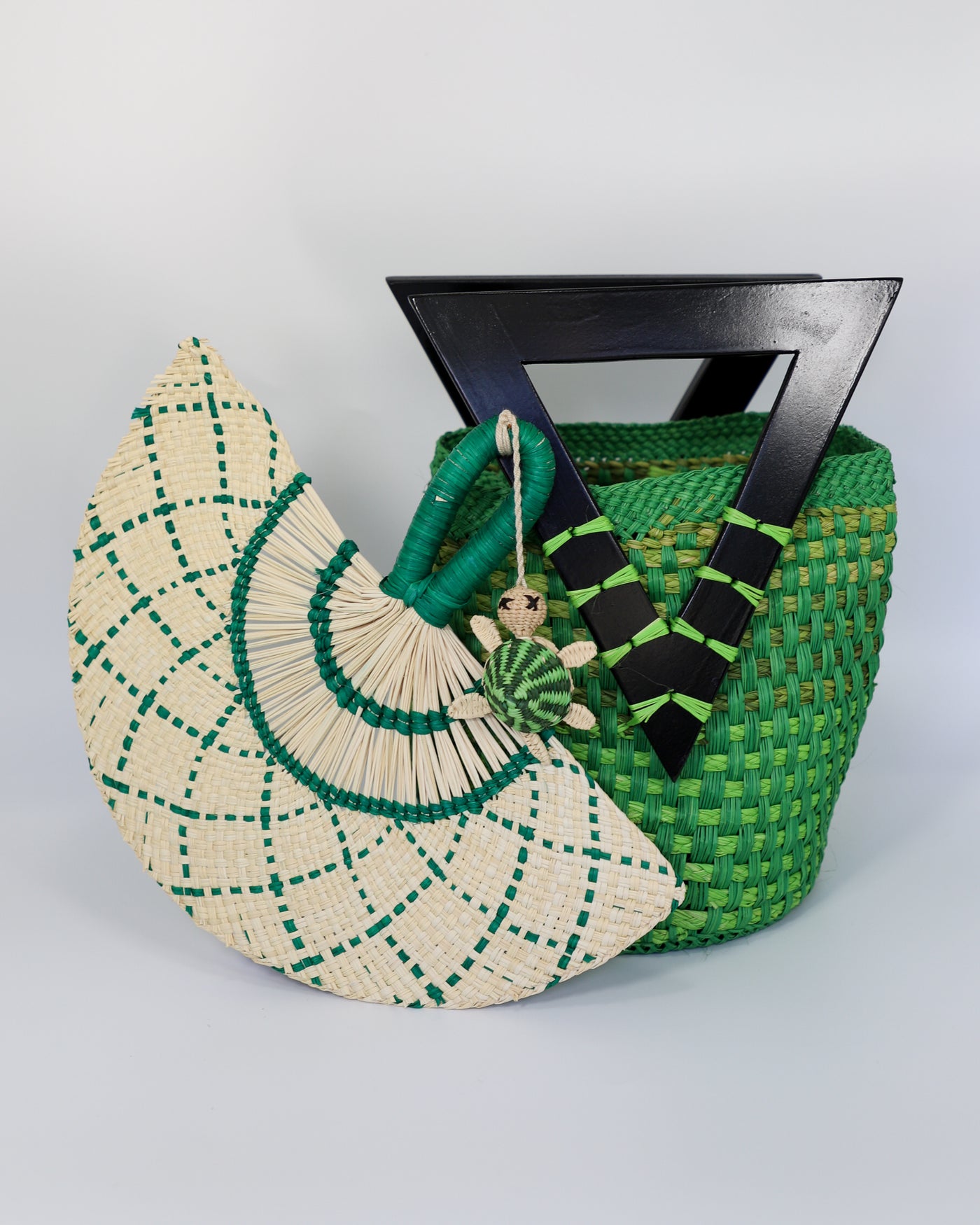 Noelia Verde Color Block Handbag