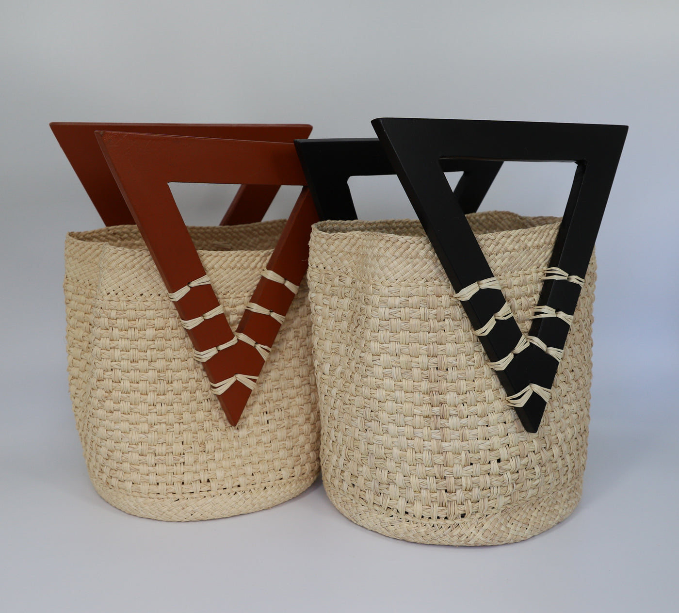 Noelia Natural y Negro Handbag