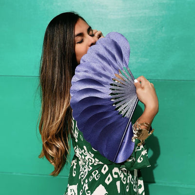 Ondas Morado Hand Fan