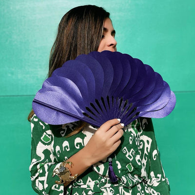 Ondas Morado Hand Fan