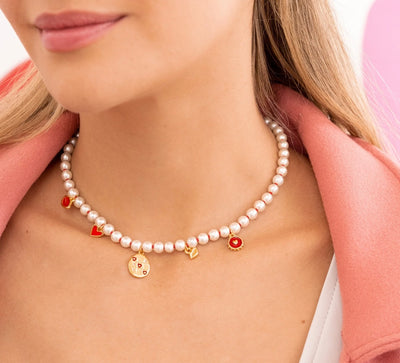 Amor Perla Necklaces