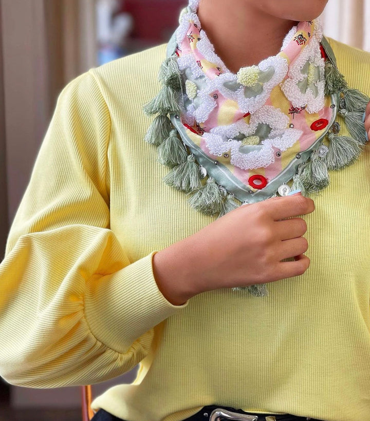 Sonia  scarf