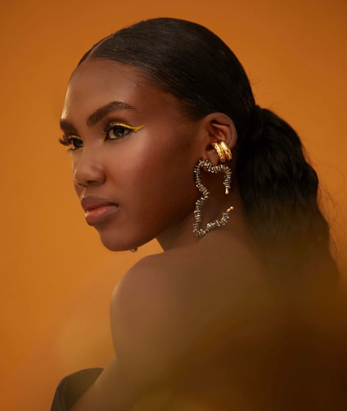 Tonka Gris Earrings